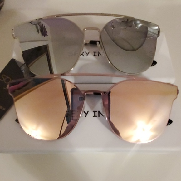 sojo's Accessories - Sojo's  Sunglasses rose pink gold & silver mirror!
